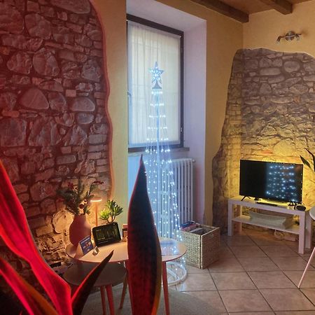 Residenza Borgo 9 Apartment โกลเล็คคิโอ ภายนอก รูปภาพ